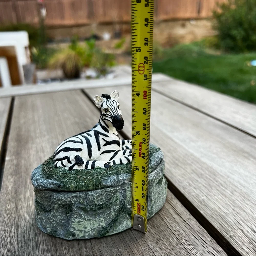 Vintage 1993 Figi Graphics Zebra Ceramic Trinket or Jewelry Box
